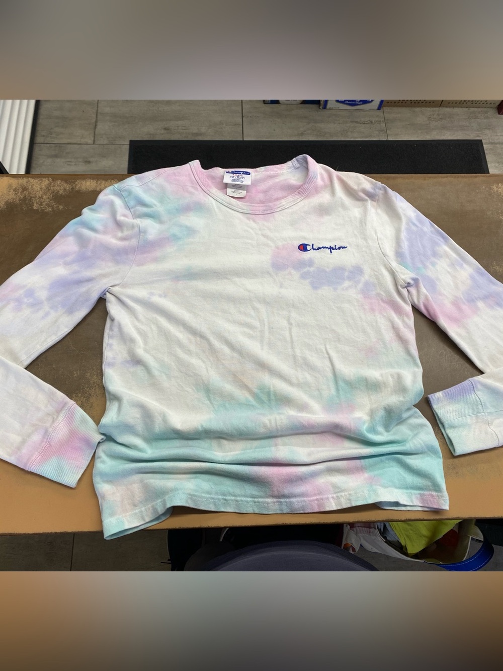 Women’s Champion Tye Dyed Long Sleeve T-shirt Size Small